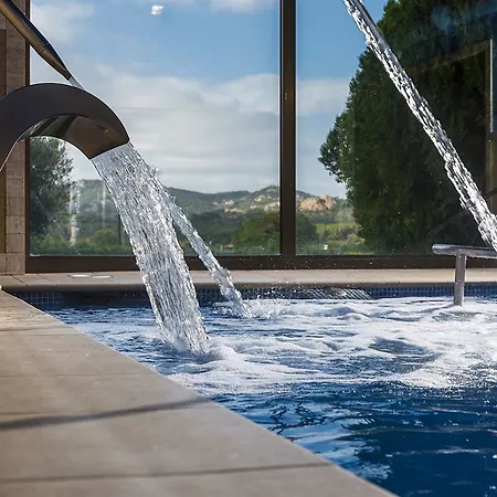 Hotel Natura Mas Tapiolas 4*