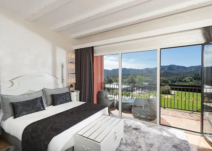 Natura Mas Tapiolas Hotel 4*